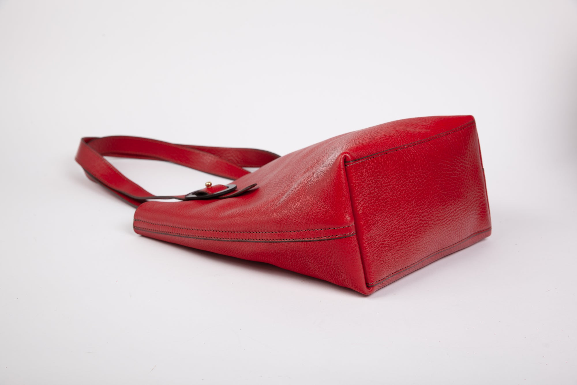The Mini Dini Carbon Bucket Pop Red