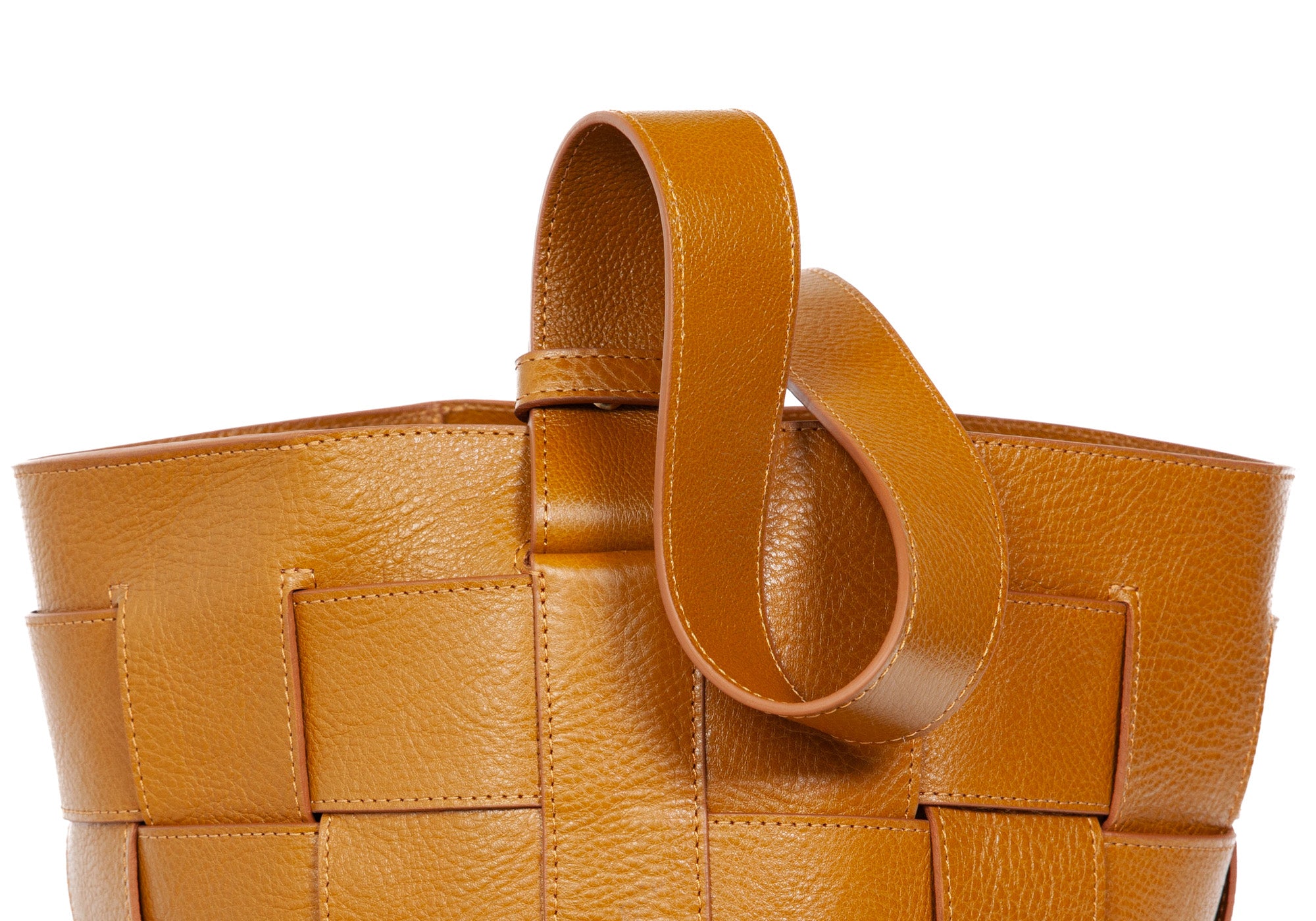 Woven Leather Bucket Shoulder Bag Woven Leather Bucket Shoulder Bag