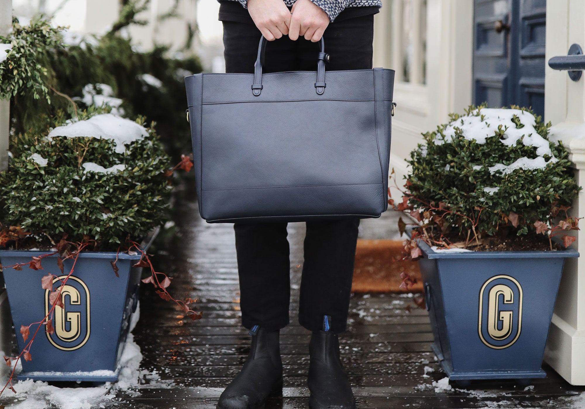 The 929 Tote Lifestyle