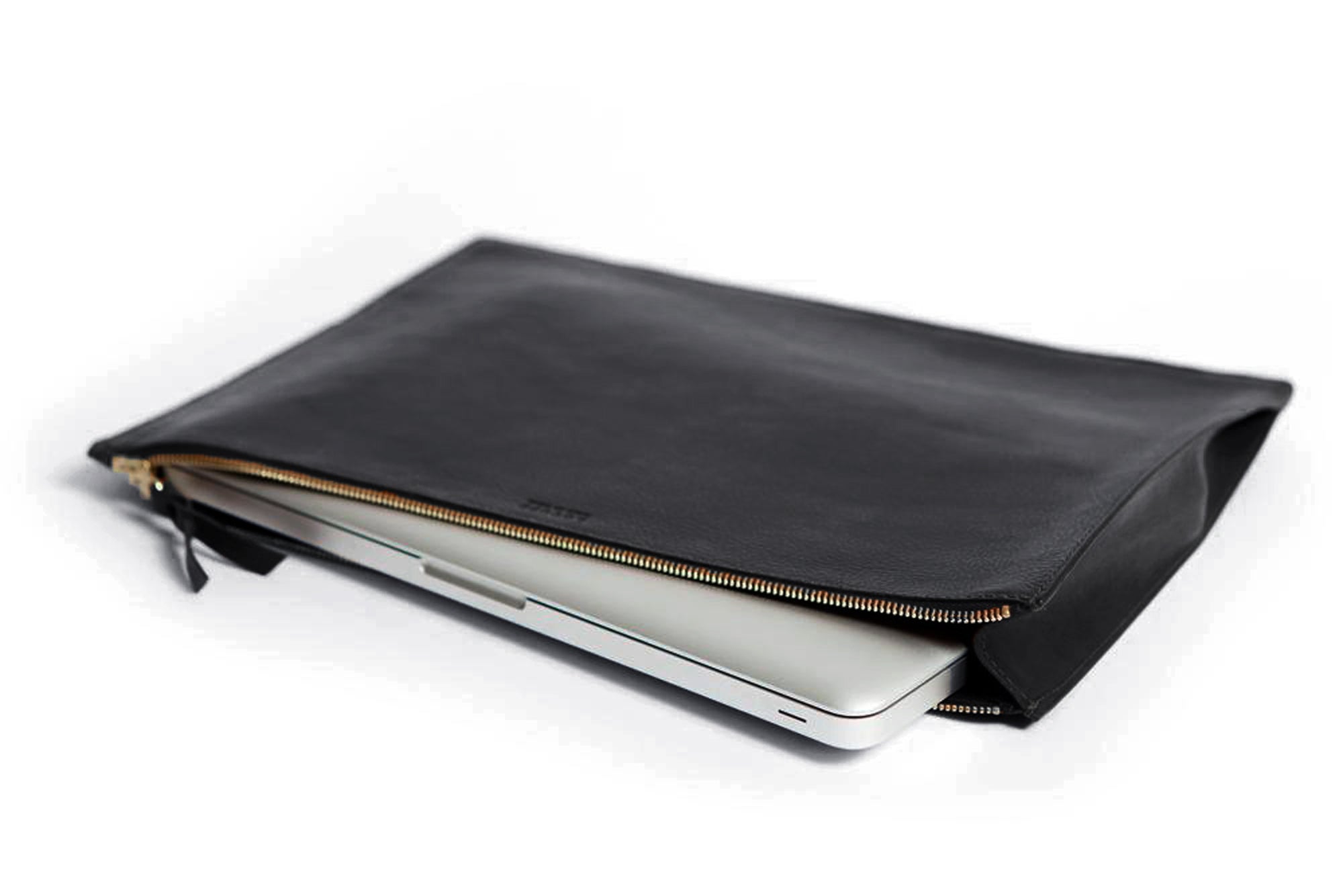 No. 15 Pouch Black