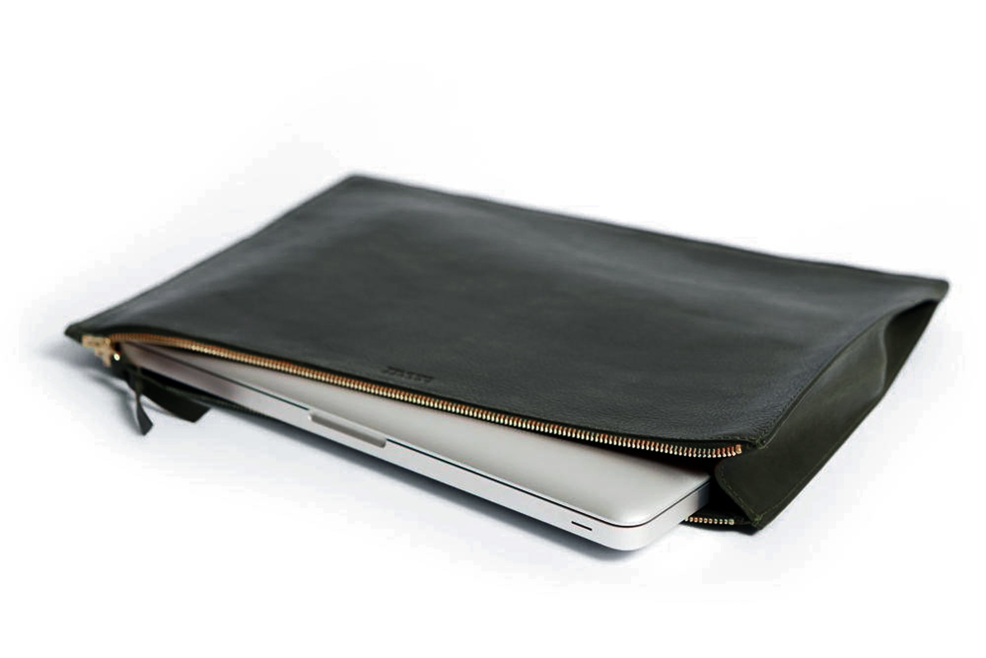 No. 15 Pouch Green