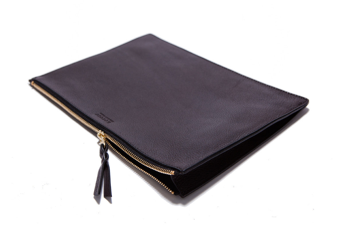 Front Leather View of No. 14 Pouch Chocolate