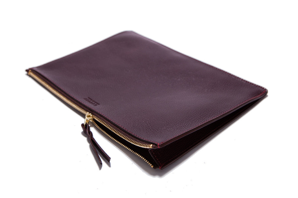Front Leather View of No. 14 Pouch Cordovan
