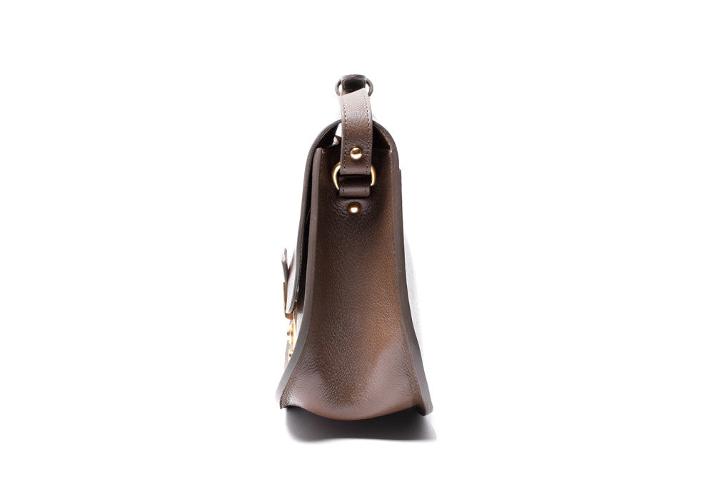 Side View of Arc Shoulder Bag Clay-Natural
